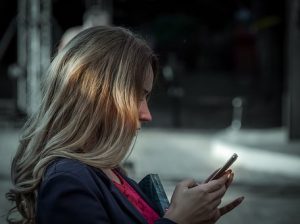 不倫相手に別れメールをする時に恨みや怒りをかわない方法