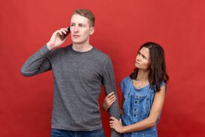 都合のいい女をやめる確実な卒業方法!連絡を断つだけで本命彼女になれます!