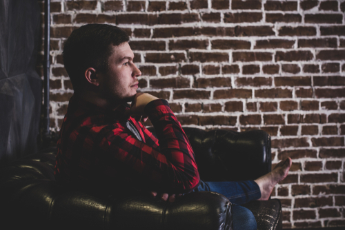 既婚男性はバレンタインを貰って迷惑 チョコやプレゼントで喜ばれるモノと距離がグッと近づく渡し方 不倫占いアリア